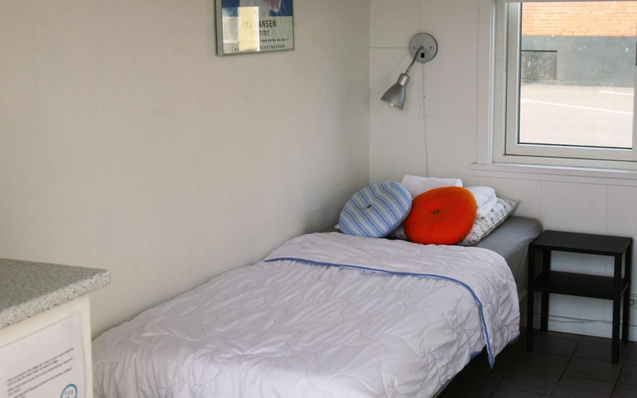 Motel Harbour Sleep à Neksø Extérieur photo